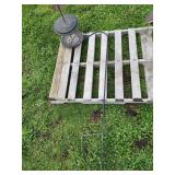 Metal Bird Feeder with Stand