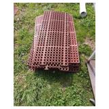 8X BID Eight Rubber Mats