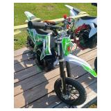 MotoTec Villain 50cc Dirt Bike