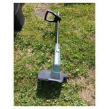 Black & Decker Electric String Trimmer