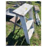 Wooden Folding Step Ladder