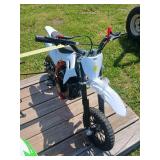 White 50cc 2 strokeBike 1E43F-E