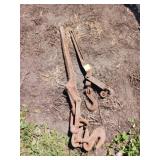 Rusty Metal Chain Binders