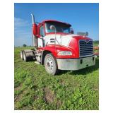 2003 Mack Semi Truck