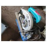 Makita 5740NB Circular Saw