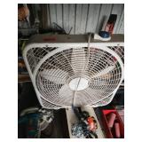 Lasko Box Fan and 0.25T Chain Hoist