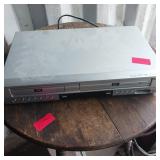 GoVideo DV2140 DVD VCR Combo Player