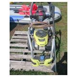 RYOBI 3100 PSI 2.5 GPM Power Washer Honda GCV190