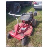 Snapper 32in Cut Lawn Mower with Tecumseh Engine