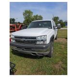 04 Chevy 262k 2500HD 4x4 Ext cab Duramax Diesel