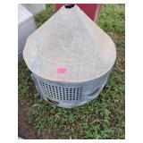 Galvanized Metal Poultry Feeder Lid and Base