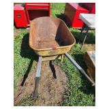 True Temper Steel Wheelbarrow with Single Tire