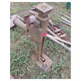 Mechanical Cast Iron Railroad Jack