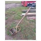 Manual Push Reel cultvaitor with Wood Handle