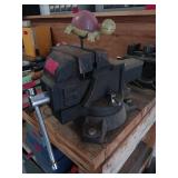 Heavy Duty Cast Iron Bench Vise No. 5
