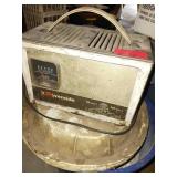 Riverside Battery Charger 6 Volt 12 Volt