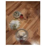 Decorative Homeware and Nut Chopper Lot