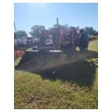 IH 786 Tractor With 2350 Loader