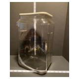 Vintage Pyrex Glass Container- Edison Lid