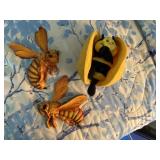Bee Decor & Plush Lot