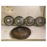 4 Vintage Pontiac Hubcaps &1 Mercury Cougar Hubcap