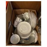 Crown Victoria LoveLace Dinnerware