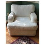 Cabot House White Fabric Day Chair