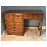 Sprague & Carleton Student Desk