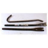 (2) Nail Pullers & Crow Bar