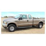 2002 Ford F-250 XLT Super Duty Pickup