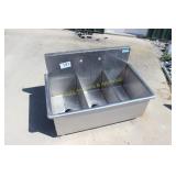 BK Resources BK8BS--1221-12 - 3 Compartment Sink