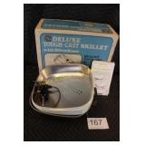 GE Deluxe Tough-Cast Skillet w/Silver Stone