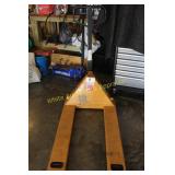 Toyota 5500 lb. Pallet Jack