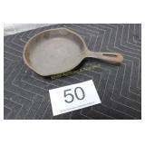 6 1/2' Cast Iron Skillet - Double Pour Spouts
