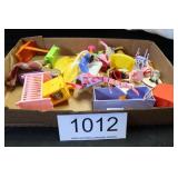 Mattel Liddle Kiddle's Town Furniture & Accessorie