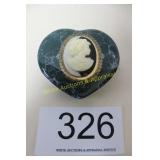 Vtg. Cameo Heart Trinket Box