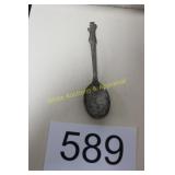 Old Company Plated 6' Huckleberry Hound Spoon
