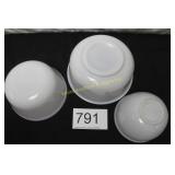 Set of (3) Assorted Mixing Bowls