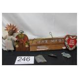 Set of (4) Wall Plaques