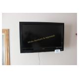 Vizio Model 32' Flatscreen Television w/Remote
