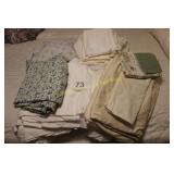 Asst'd Queen Size Bed Linen & Sheet Set Group