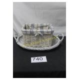 2 Piece Wicker Basket & Tray in White Wicker