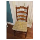 Vintage Early American Style Ladder Back Side Chai