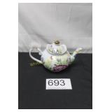 Floral Porcelain Teapot w/Scalloped Rim