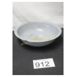 Vintage Metal Basin / Bowl
