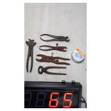 Hog Pliers