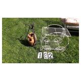 Plant Stand, Hens & Chicken Planter & Stand