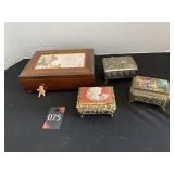Music Boxes & Trinket Boxes