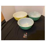 Pyrex Bowls 1 with lid