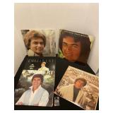 Engelbert Humperdinck Records (1) Signed